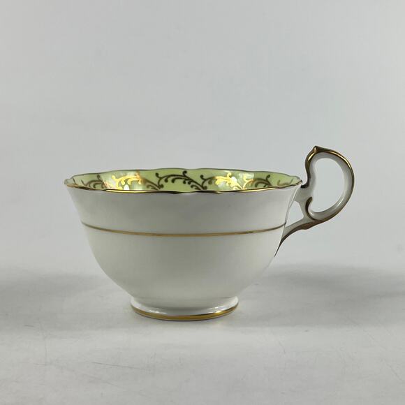 Aynsley England Bone China Teacup Saucer Set Green Gold Floral Pattern 7905 - Picture 2 of 15